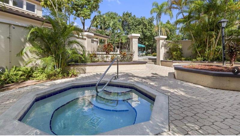 4221 W Mcnab Road Pompano Beach FL 33069