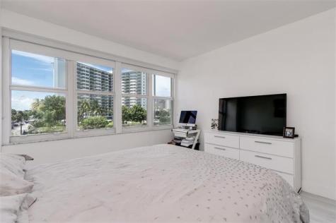 3333 NE 34th Street Fort Lauderdale FL 33308