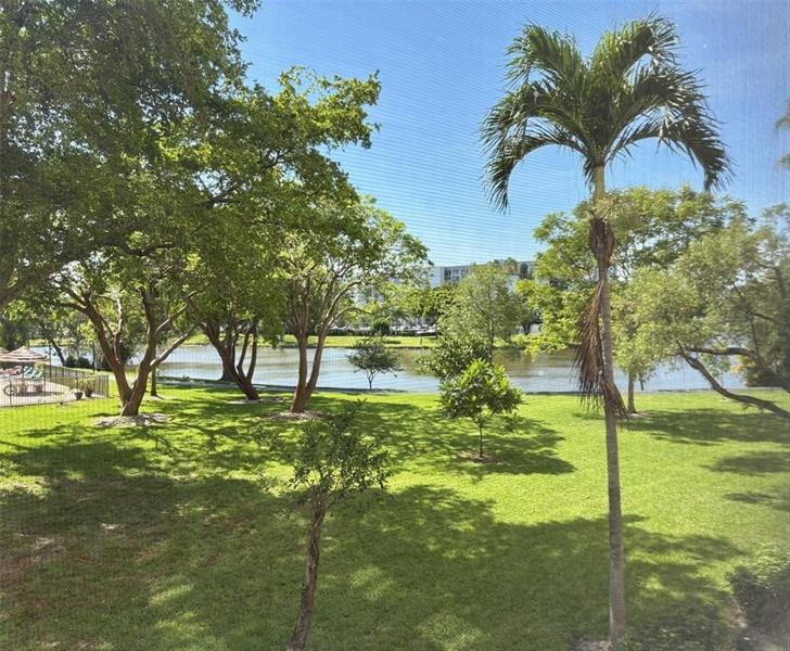 2112 S Cypress Bend Drive Pompano Beach FL 33069