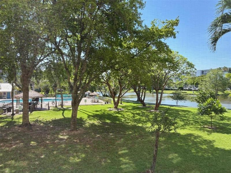 2112 S Cypress Bend Drive Pompano Beach FL 33069