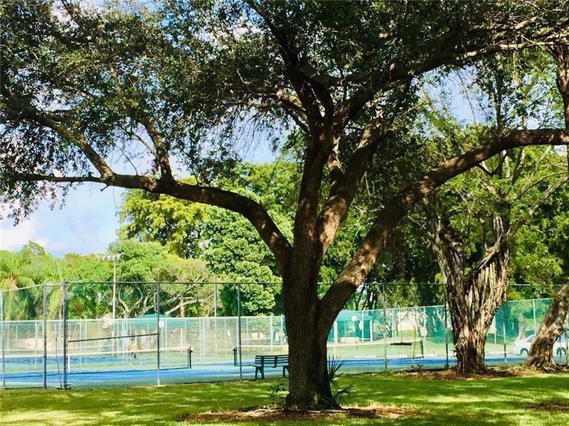 2112 S Cypress Bend Drive Pompano Beach FL 33069