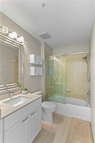 3500 Oaks Clubhouse Drive Pompano Beach FL 33069