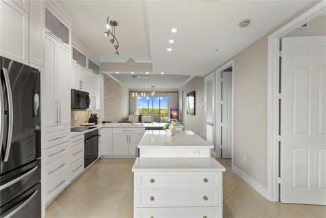 3500 Oaks Clubhouse Drive Pompano Beach FL 33069