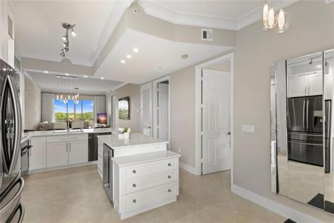 3500 Oaks Clubhouse Drive Pompano Beach FL 33069
