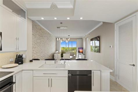 3500 Oaks Clubhouse Drive Pompano Beach FL 33069