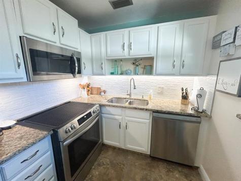 21 Vista Gardens Trail Vero Beach FL 32962