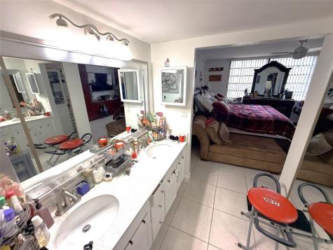 1101 Colony Point Circle Pembroke Pines FL 33026