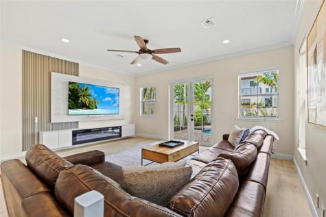 1121 NE 14th Avenue Fort Lauderdale FL 33304
