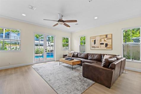 1121 NE 14th Avenue Fort Lauderdale FL 33304