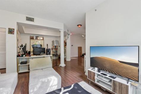 533 NE 3rd Avenue Fort Lauderdale FL 33301