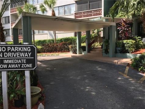 4222 Inverrary Boulevard Lauderhill FL 33319