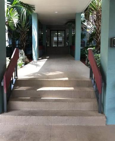 4222 Inverrary Boulevard Lauderhill FL 33319