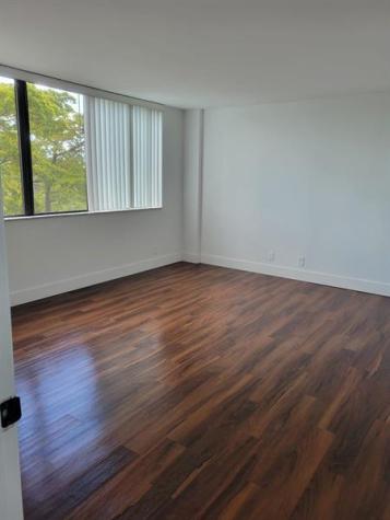 4222 Inverrary Boulevard Lauderhill FL 33319