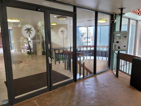 4222 Inverrary Boulevard Lauderhill FL 33319