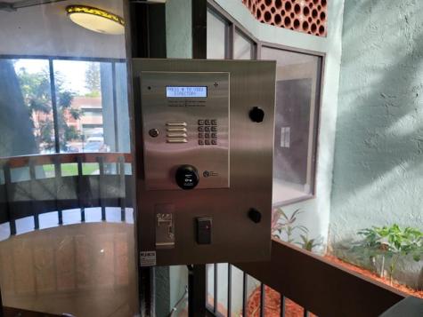 4222 Inverrary Boulevard Lauderhill FL 33319