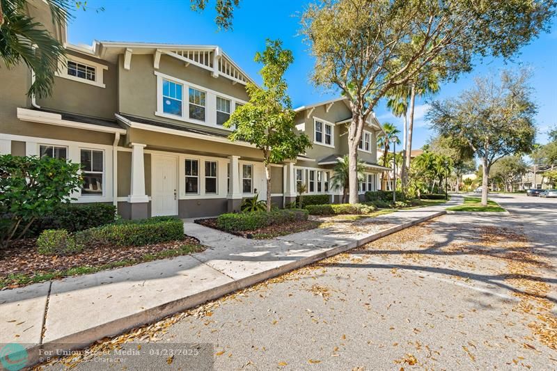 580 Pacific Grove Drive West Palm Beach FL 33401