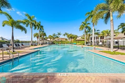 580 Pacific Grove Drive West Palm Beach FL 33401