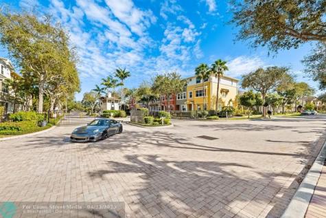 580 Pacific Grove Drive West Palm Beach FL 33401