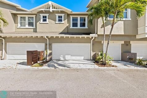 580 Pacific Grove Drive West Palm Beach FL 33401