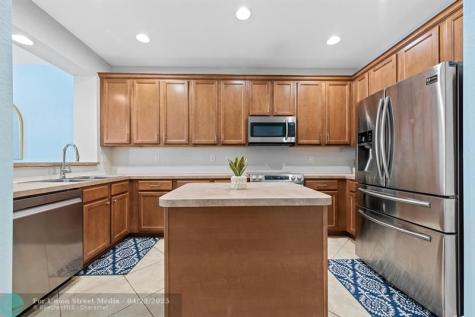580 Pacific Grove Drive West Palm Beach FL 33401