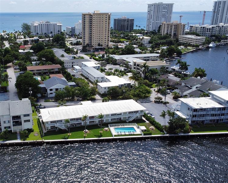 1105 S Riverside Drive Pompano Beach FL 33062