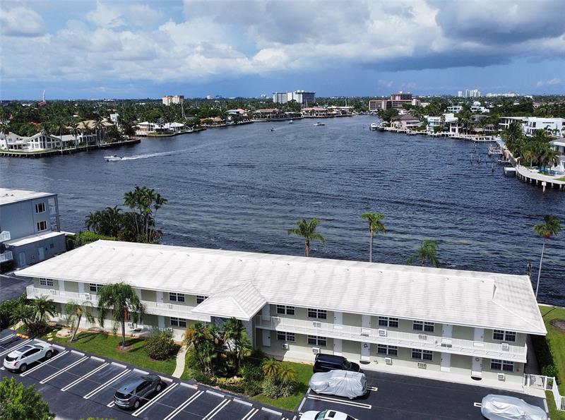 1105 S Riverside Drive Pompano Beach FL 33062