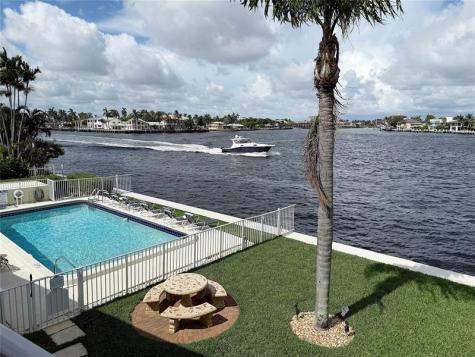 1105 S Riverside Drive Pompano Beach FL 33062