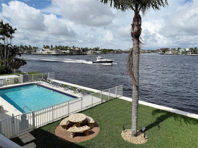 1105 S Riverside Drive Pompano Beach FL 33062