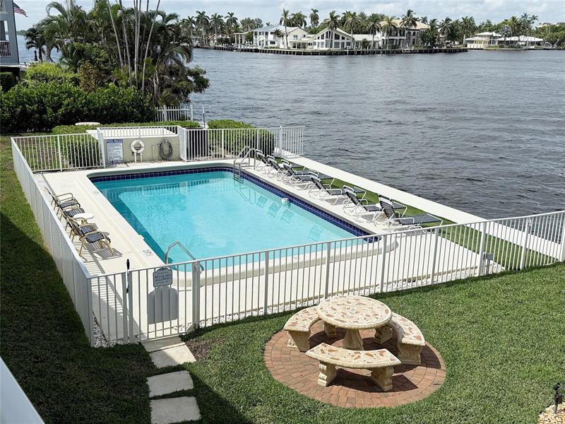 1105 S Riverside Drive Pompano Beach FL 33062