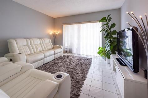 3850 Washington Street Hollywood FL 33021