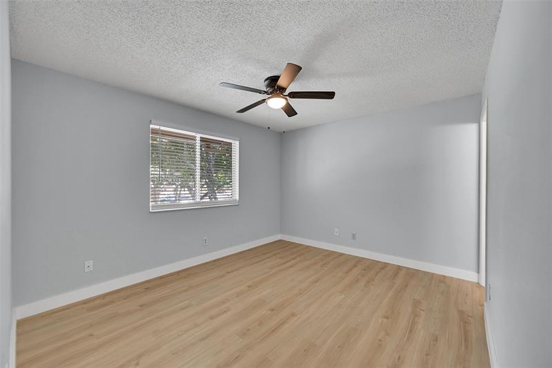 796 NW 91st Terrace Plantation FL 33324