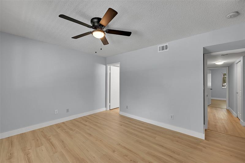 796 NW 91st Terrace Plantation FL 33324