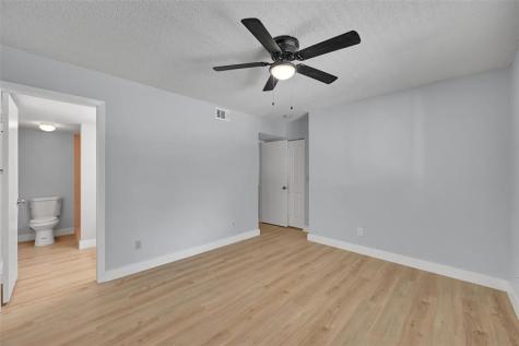 796 NW 91st Terrace Plantation FL 33324