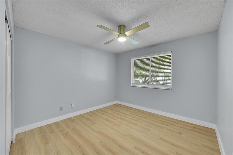 796 NW 91st Terrace Plantation FL 33324