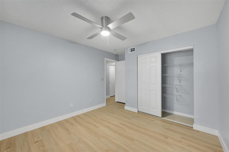 796 NW 91st Terrace Plantation FL 33324