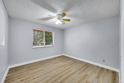 796 NW 91st Terrace Plantation FL 33324