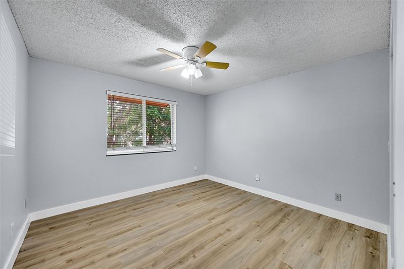 796 NW 91st Terrace Plantation FL 33324