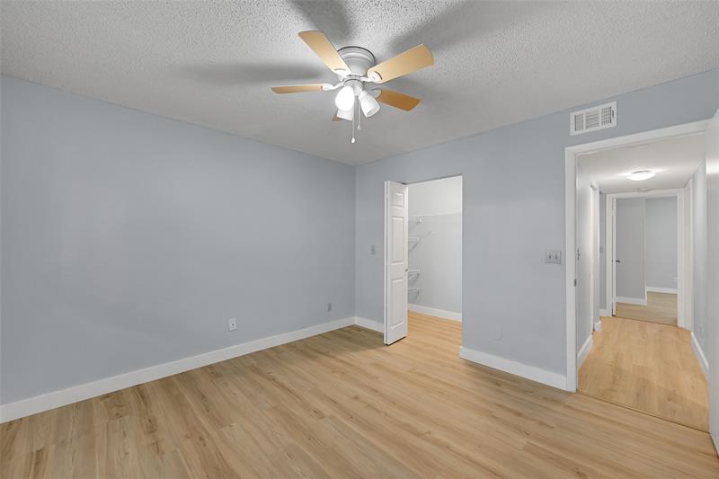 796 NW 91st Terrace Plantation FL 33324