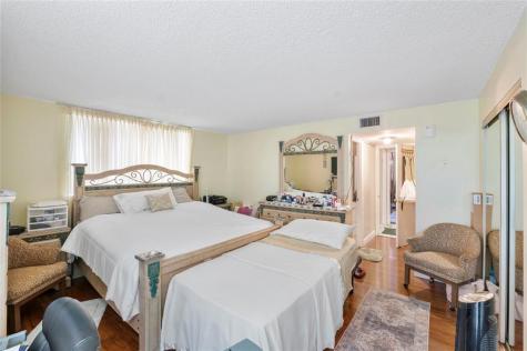 3241 Holiday Springs Boulevard Margate FL 33063