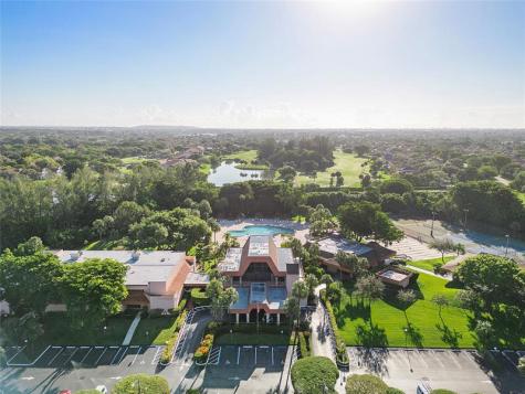 3241 Holiday Springs Boulevard Margate FL 33063