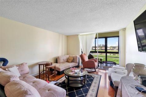 3241 Holiday Springs Boulevard Margate FL 33063