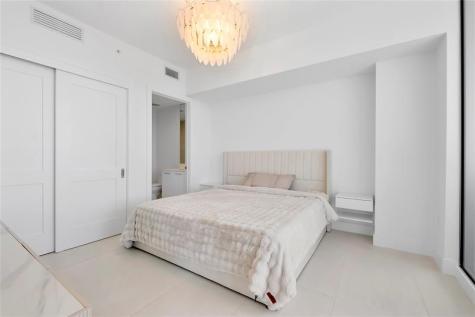 153 N Seabreeze Fort Lauderdale FL 33304