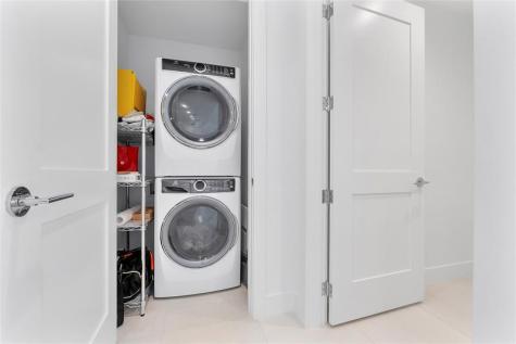 153 N Seabreeze Fort Lauderdale FL 33304