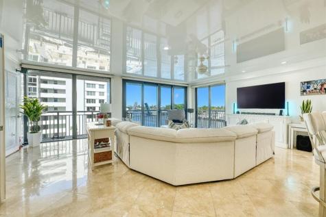 3100 NE 48th Street Fort Lauderdale FL 33308