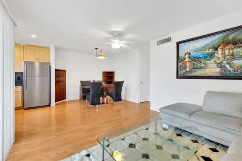 5300 Washington Street Hollywood FL 33021