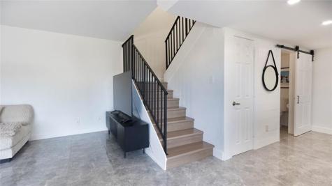 8204 SW 23rd Street North Lauderdale FL 33068