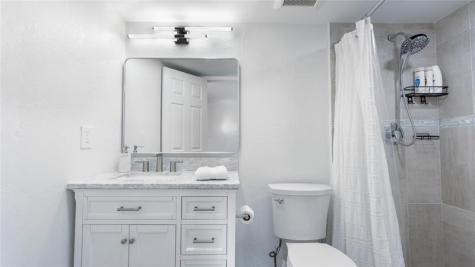 8204 SW 23rd Street North Lauderdale FL 33068