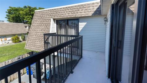 8204 SW 23rd Street North Lauderdale FL 33068