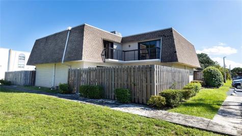8204 SW 23rd Street North Lauderdale FL 33068