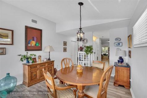 500 Grove Isle Circle Vero Beach FL 32962